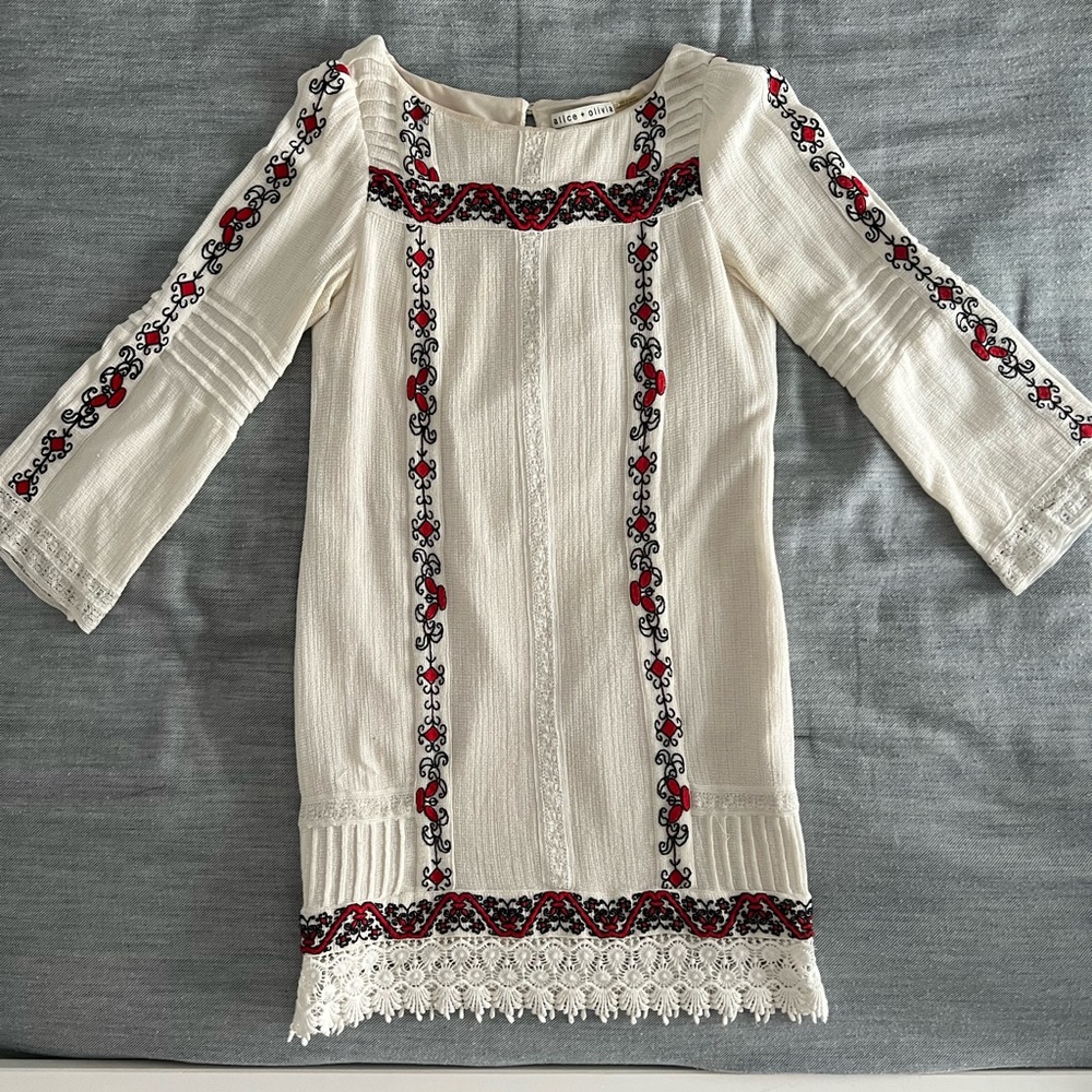 Alice + Olivia gauze long sleeve dress - XS
